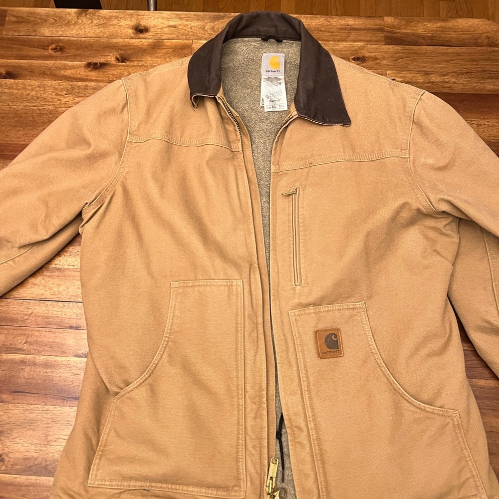 Carhartt Jacket Mens Medium 14806 Coat Sherpa Lined Excellent condition.